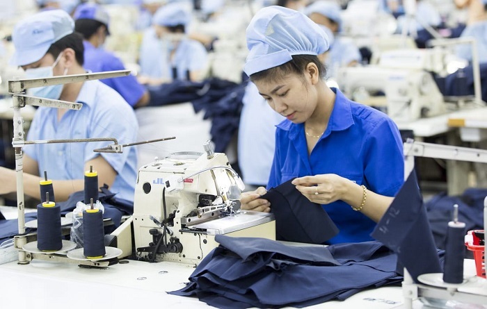 Công nhân nghỉ việc đi học nghề nên học nghề gì để ổn định